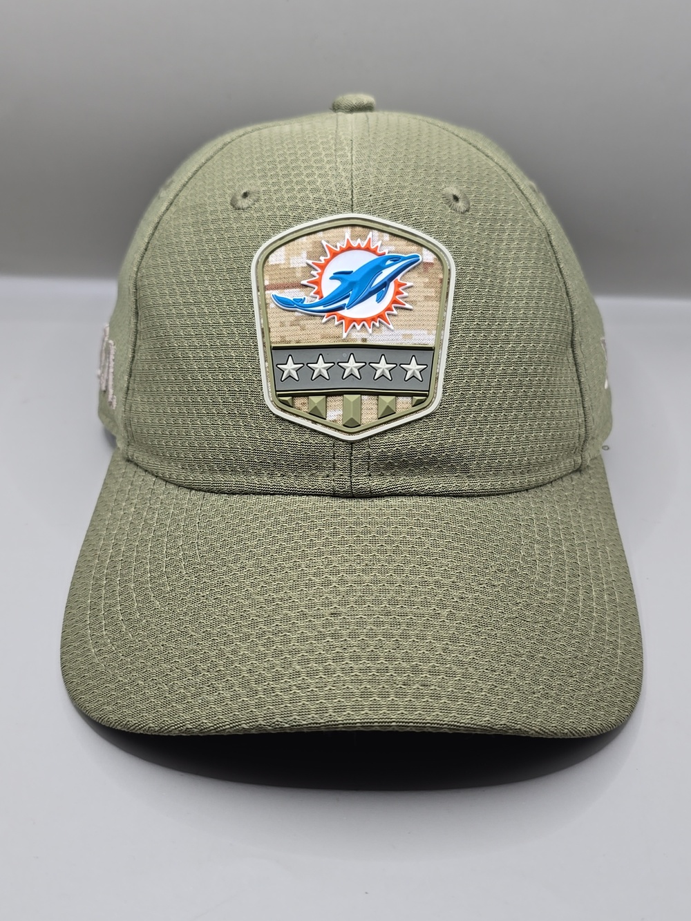 NFL New Era Miami Dolphins 2019 Cap Olive OS Salute to Service Sideline 9TWENTY